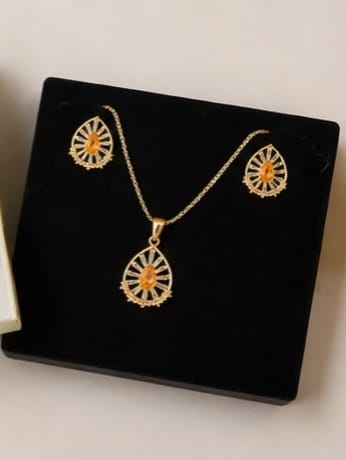 Elegant Zircon Jewellery